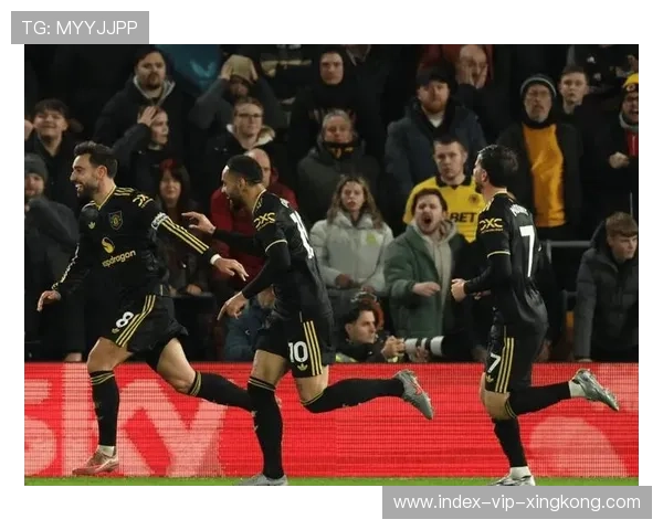 布鲁诺快速出球加快攻势